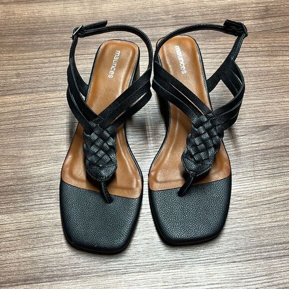 Never worn heeled sandals - Picture 2 of 5